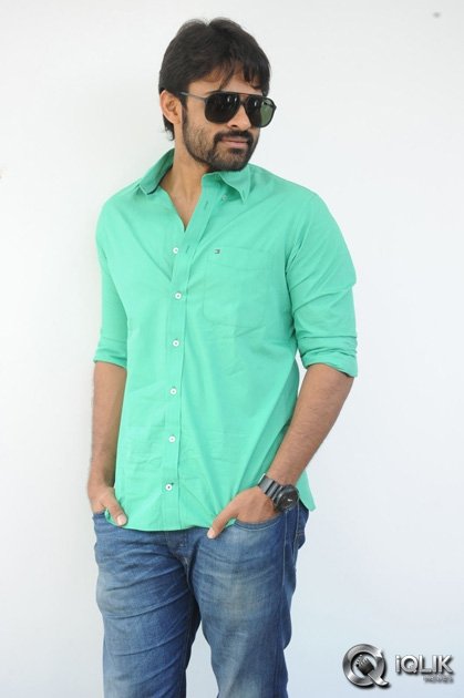 Sai-Dharam-Tej-Interview-About-Pilla-Nuvvu-Leni-Jeevitham